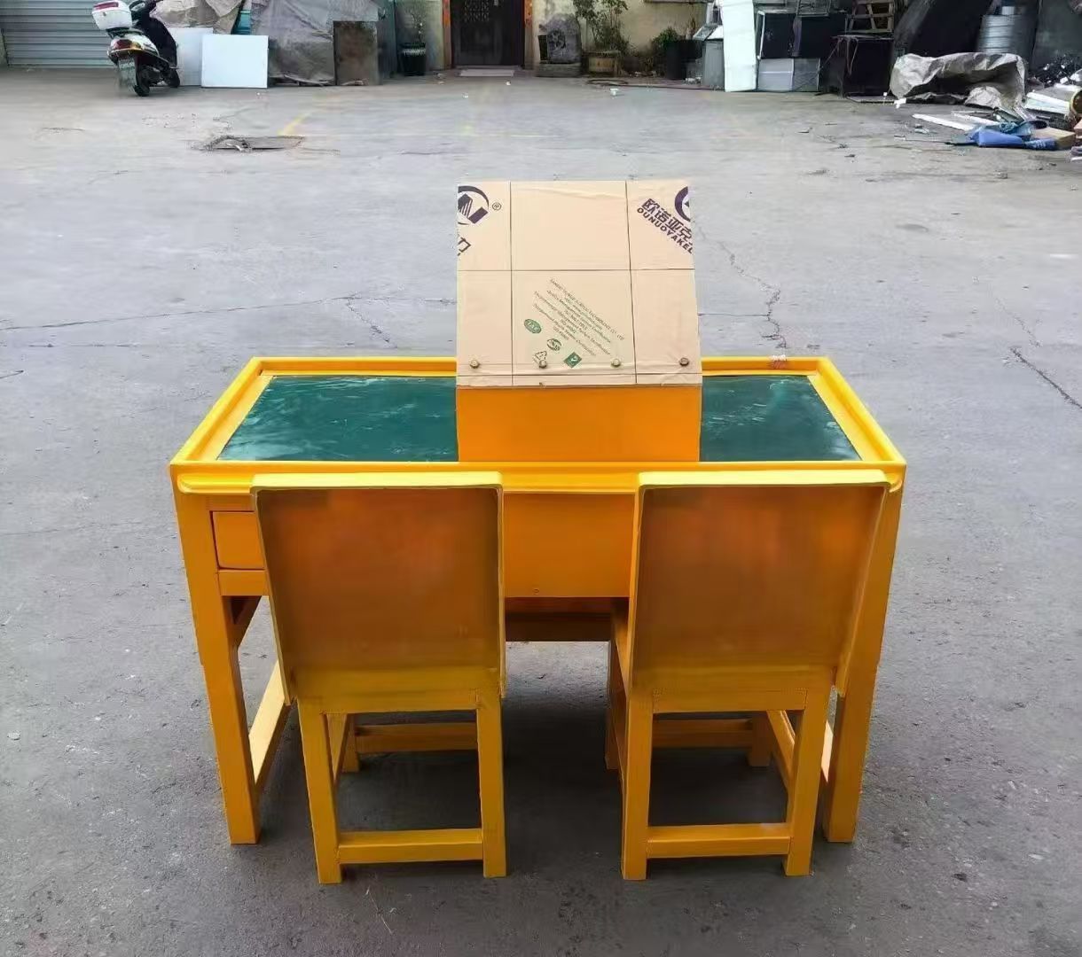 浑南防静电导通桌井下煤矿火工品发放桌：危险品流转的安全守护者